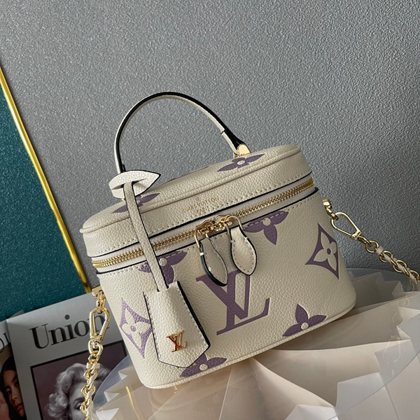 ルイヴィトンバッグ素材ディテール